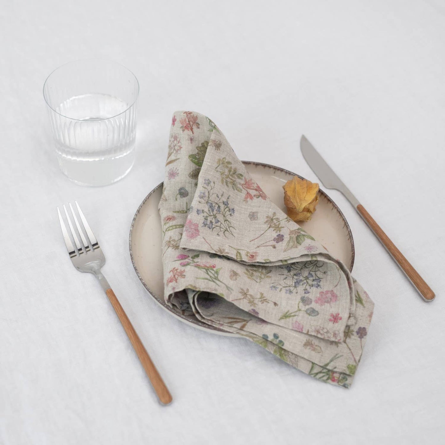 Botany Lightweight Linen Napkins Set of 4: 16"x16" | 40x40 cm