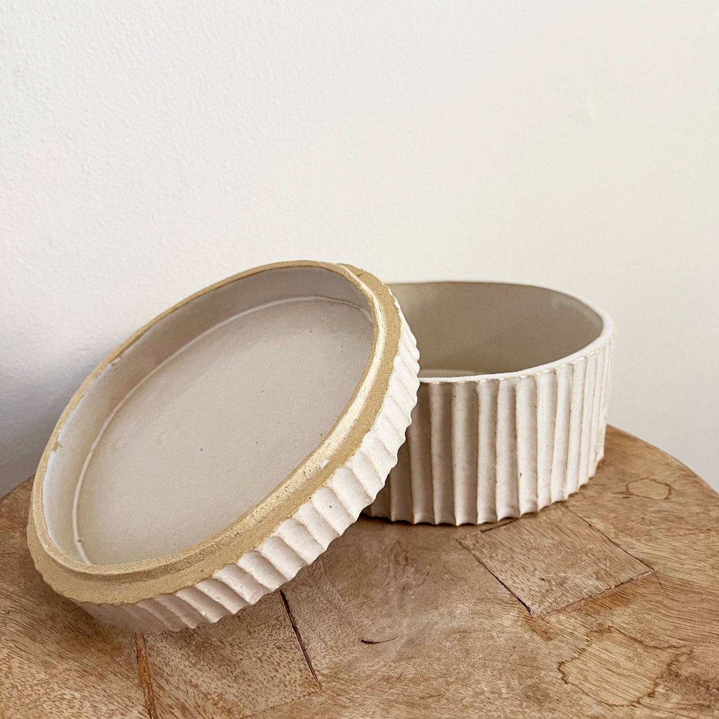 Ribbed Containers: Short & Wide