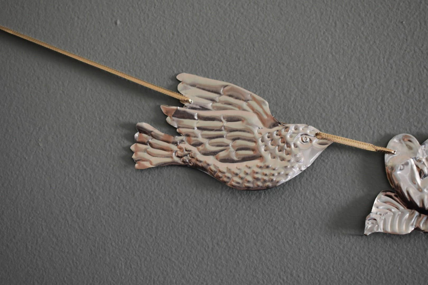 Embossed Tin Flying Bird Foil Garland Bunting