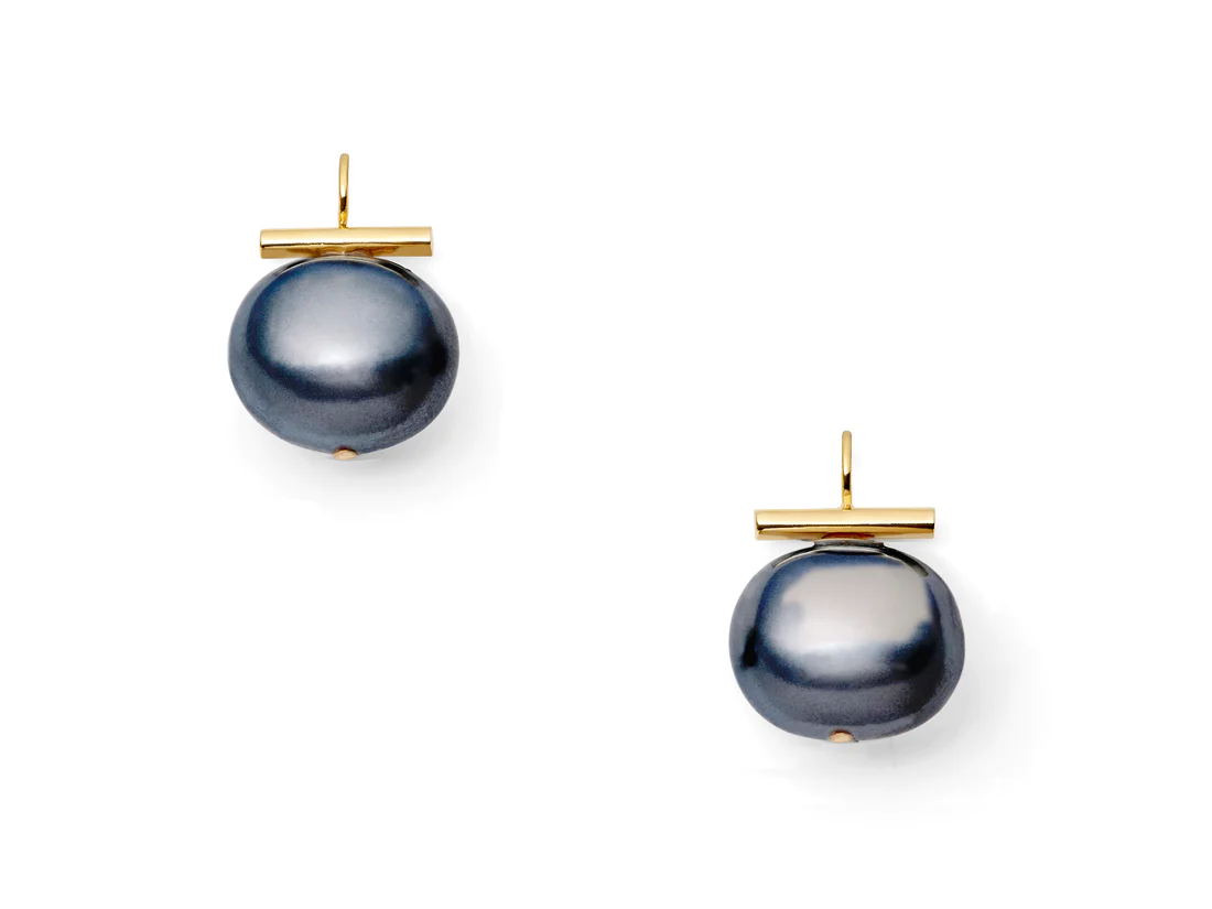 Statement Making Large Pebble Pearls
: Salmon coral