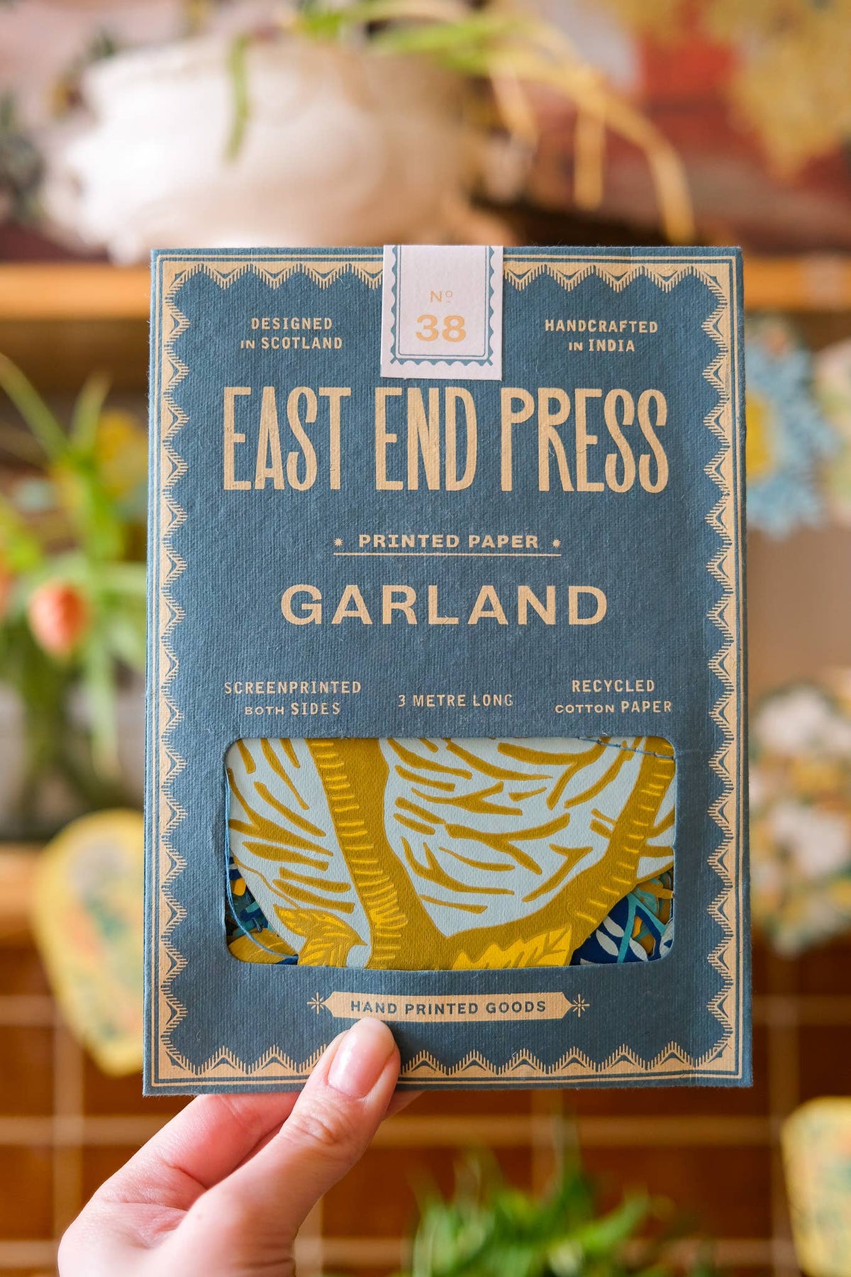 NESTS SEWN GARLAND