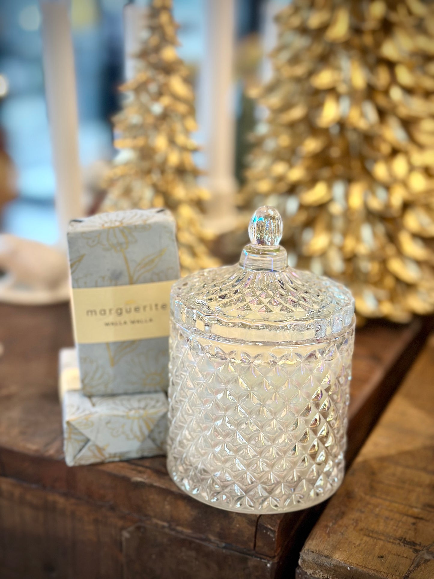 Signature Marguerite Scented Candle Cut Crystal Vase