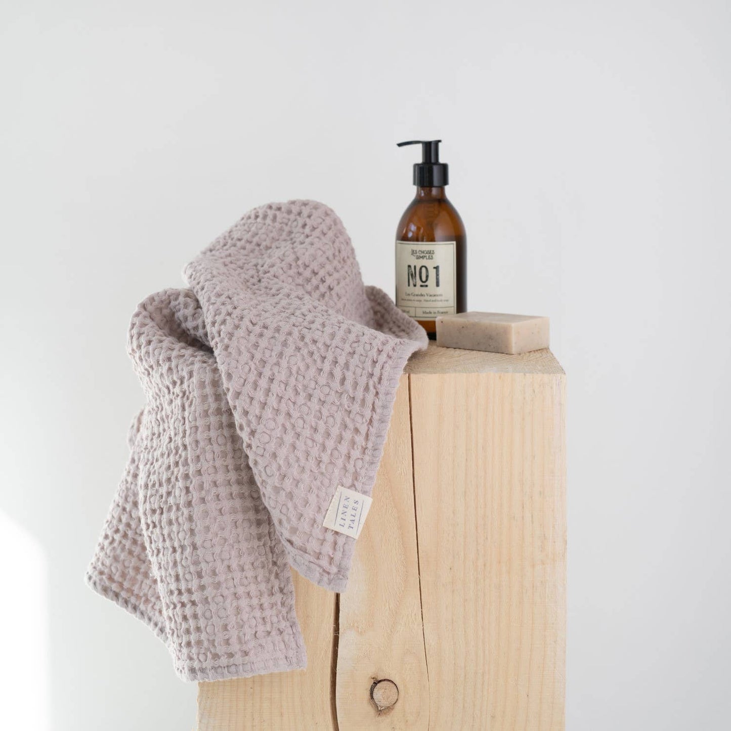 Powder Linen & Cotton Honeycomb Waffle Towels: 39"x55" | 100x140cm
