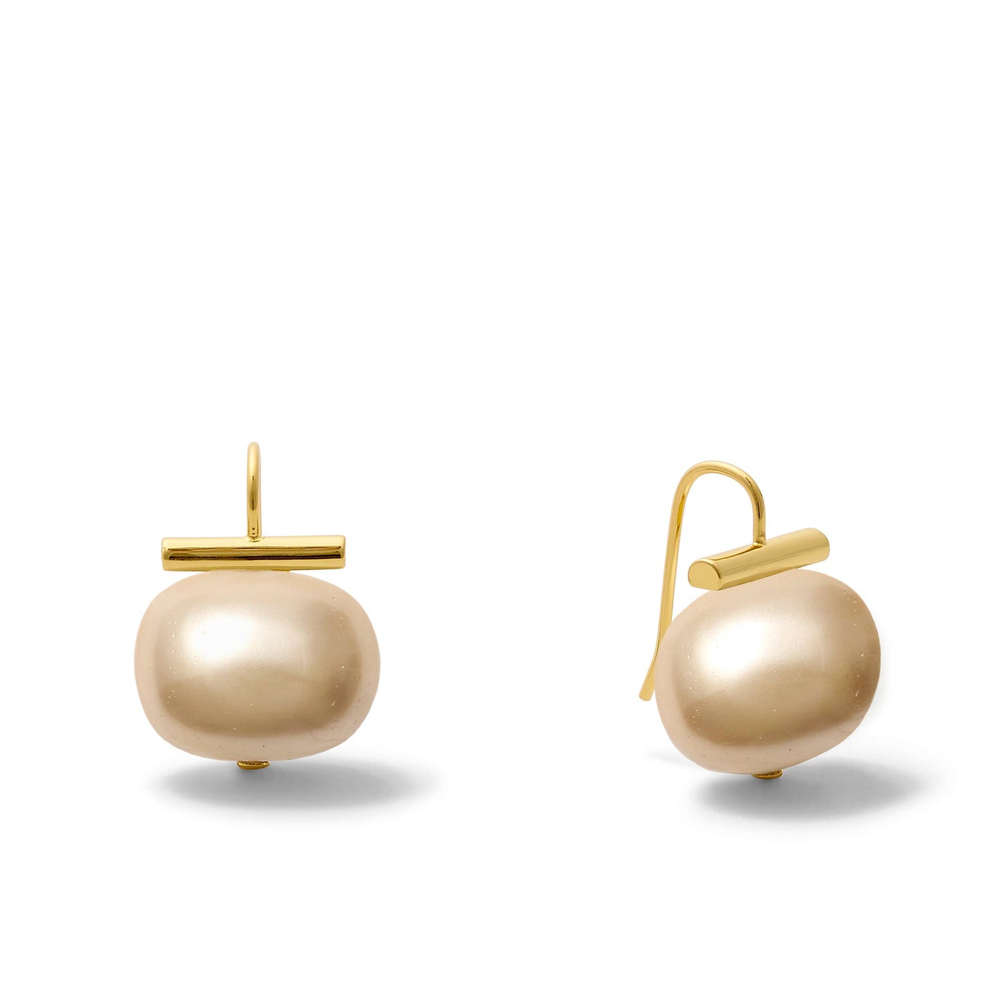 Statement Making Large Pebble Pearls
: Salmon coral