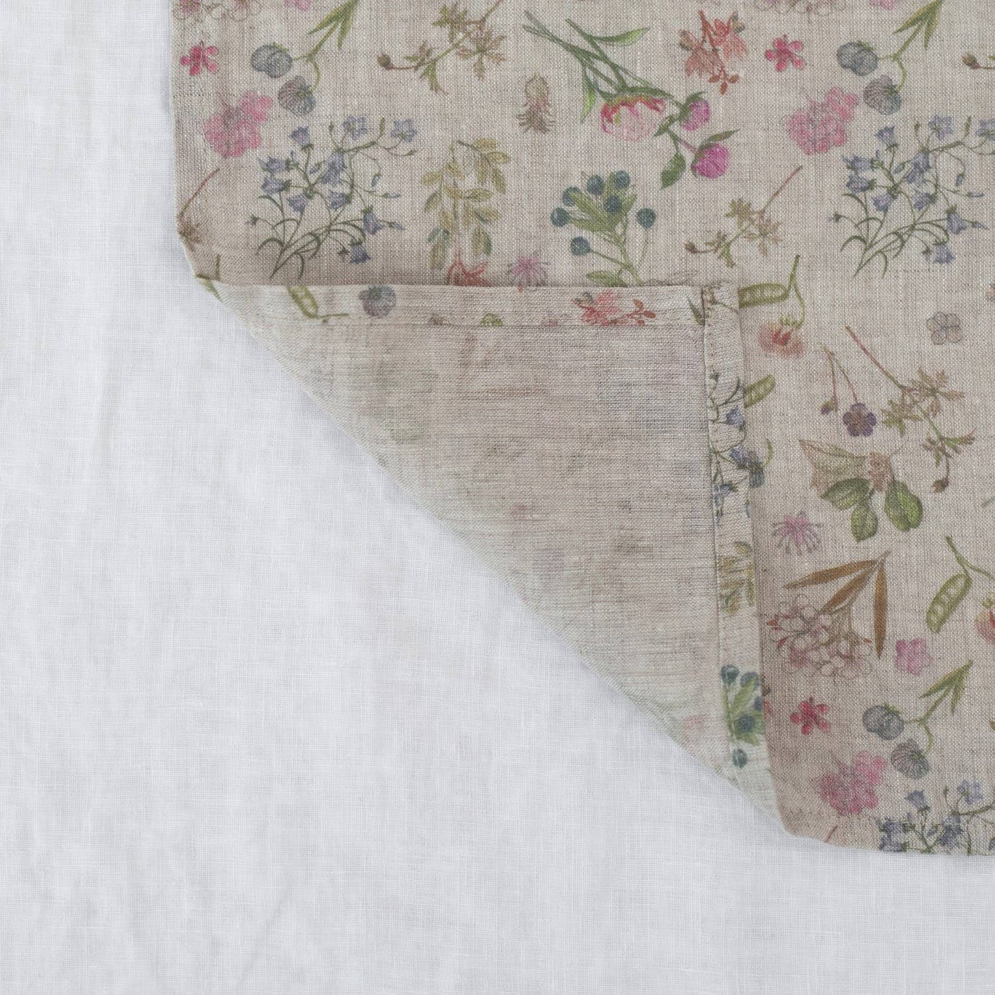 Botany Lightweight Linen Napkins Set of 4: 16"x16" | 40x40 cm