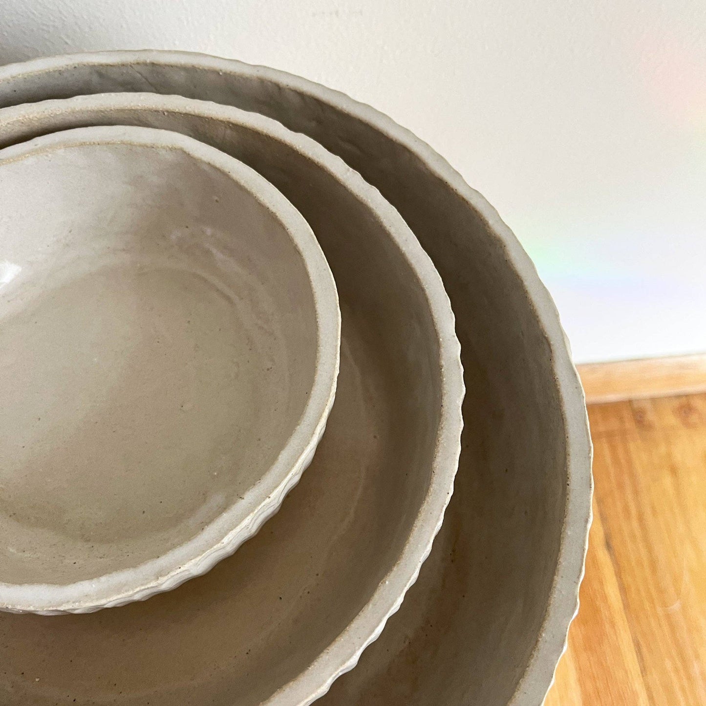 Ribbed Serving Bowls: Medium