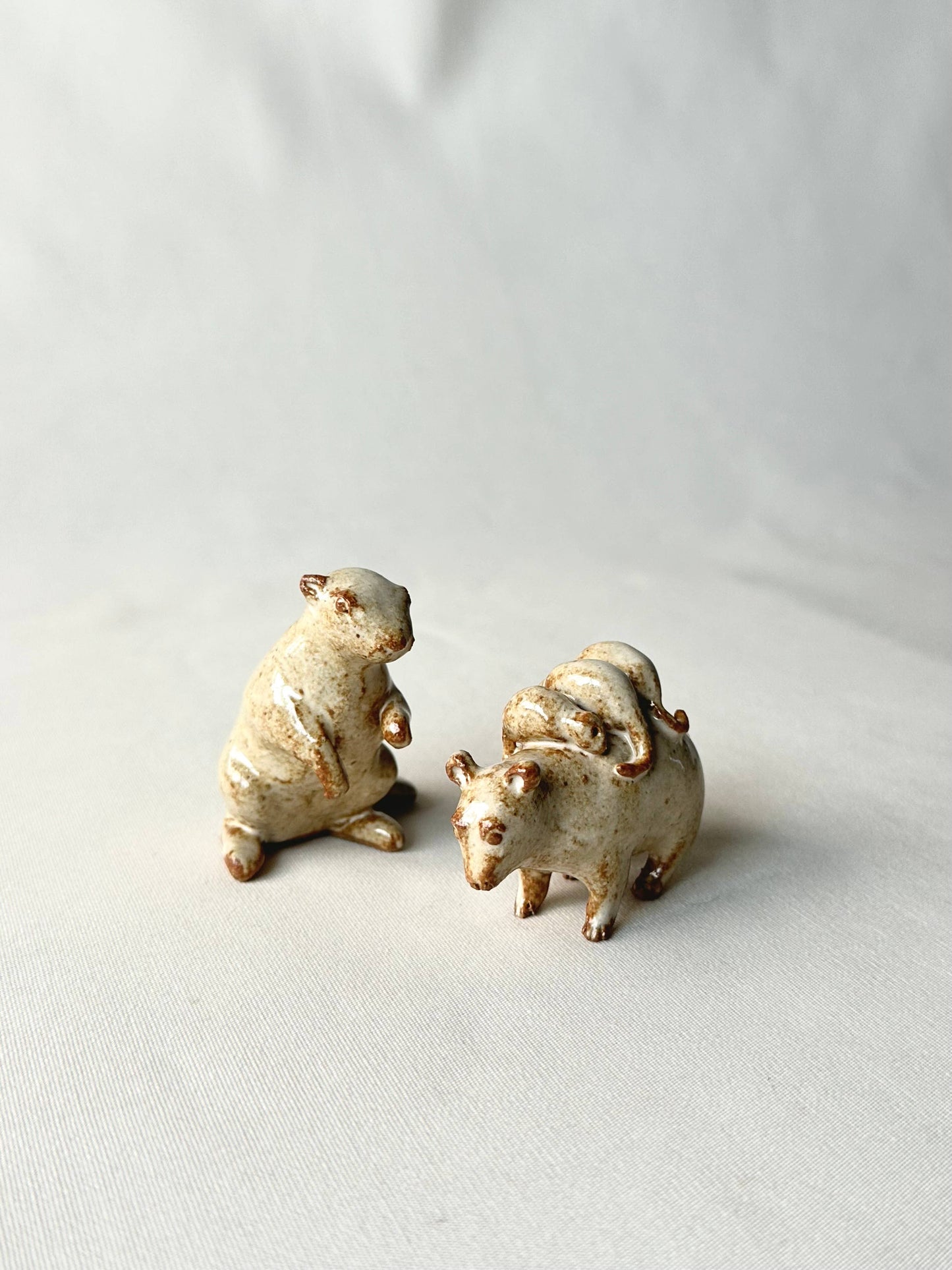 Ceramic figurine, ceramic animal, ceramic critter, tea pet
