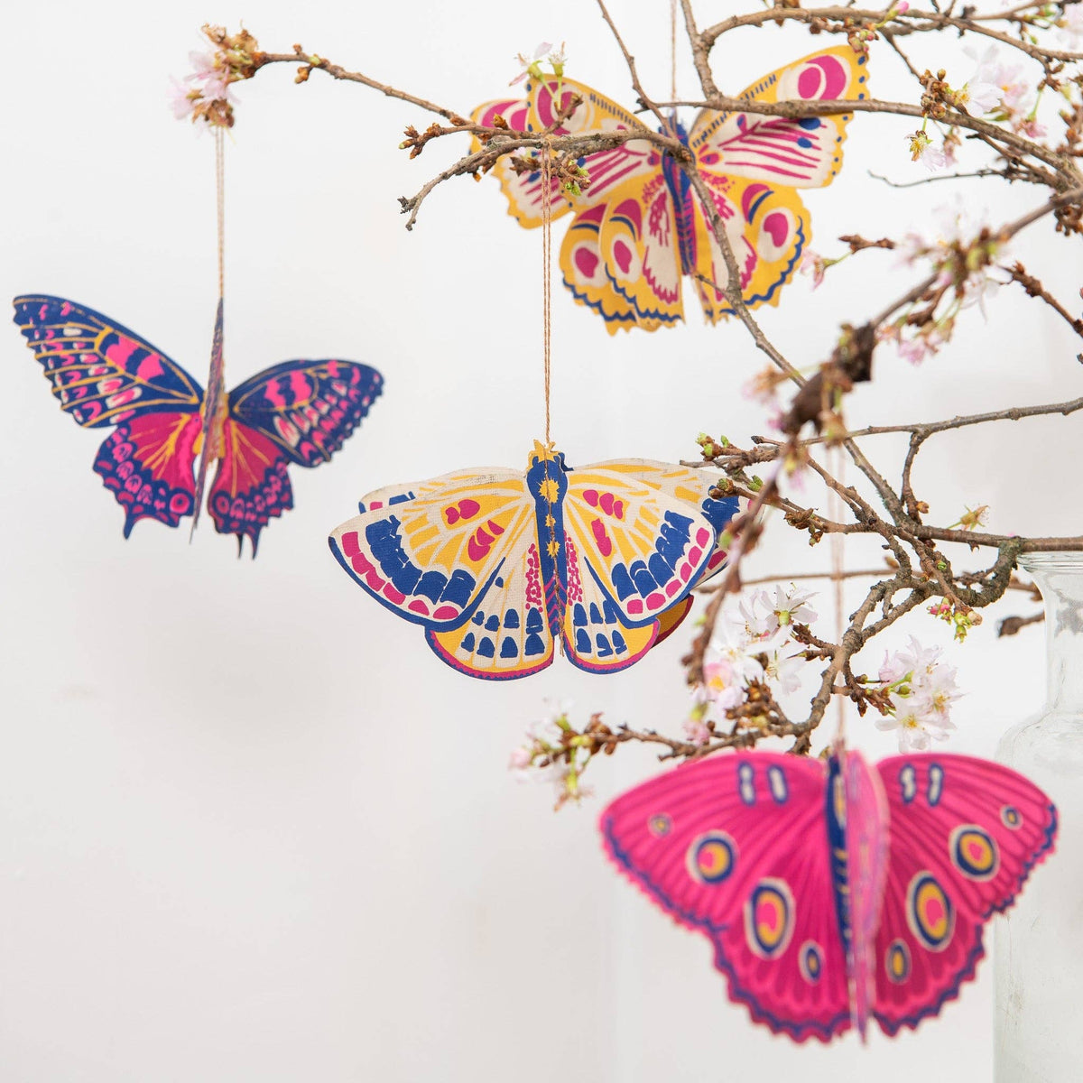 BUTTERFLIES PAPER ORNAMENTS