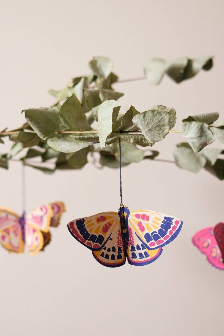 BUTTERFLIES PAPER ORNAMENTS