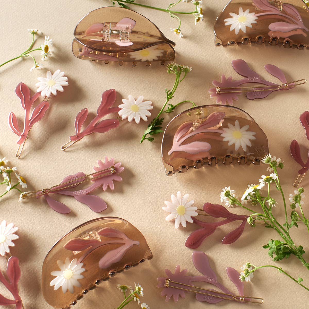 Marguerite Daisy Flower Vintage Style Women's Hair Claw