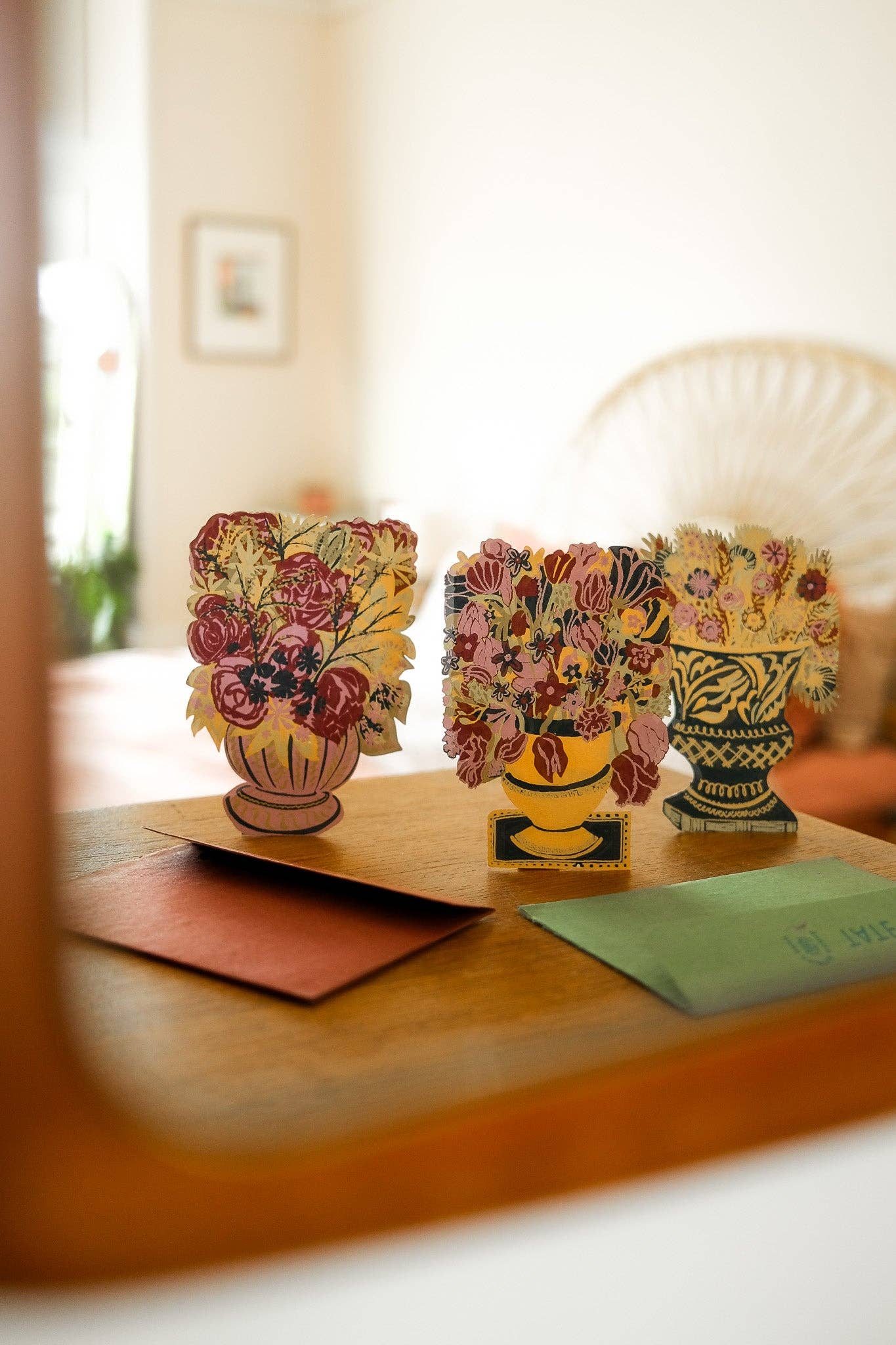 BLOOMSBURY OCHRE VASE GREETING CARD