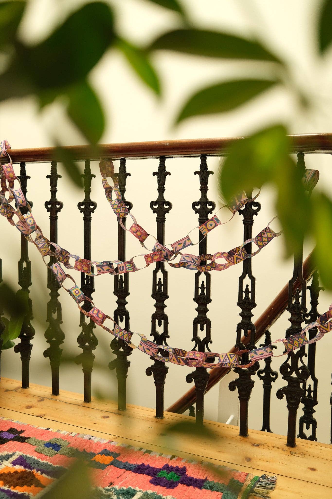 BLOOMSBURY PAPER CHAIN KIT