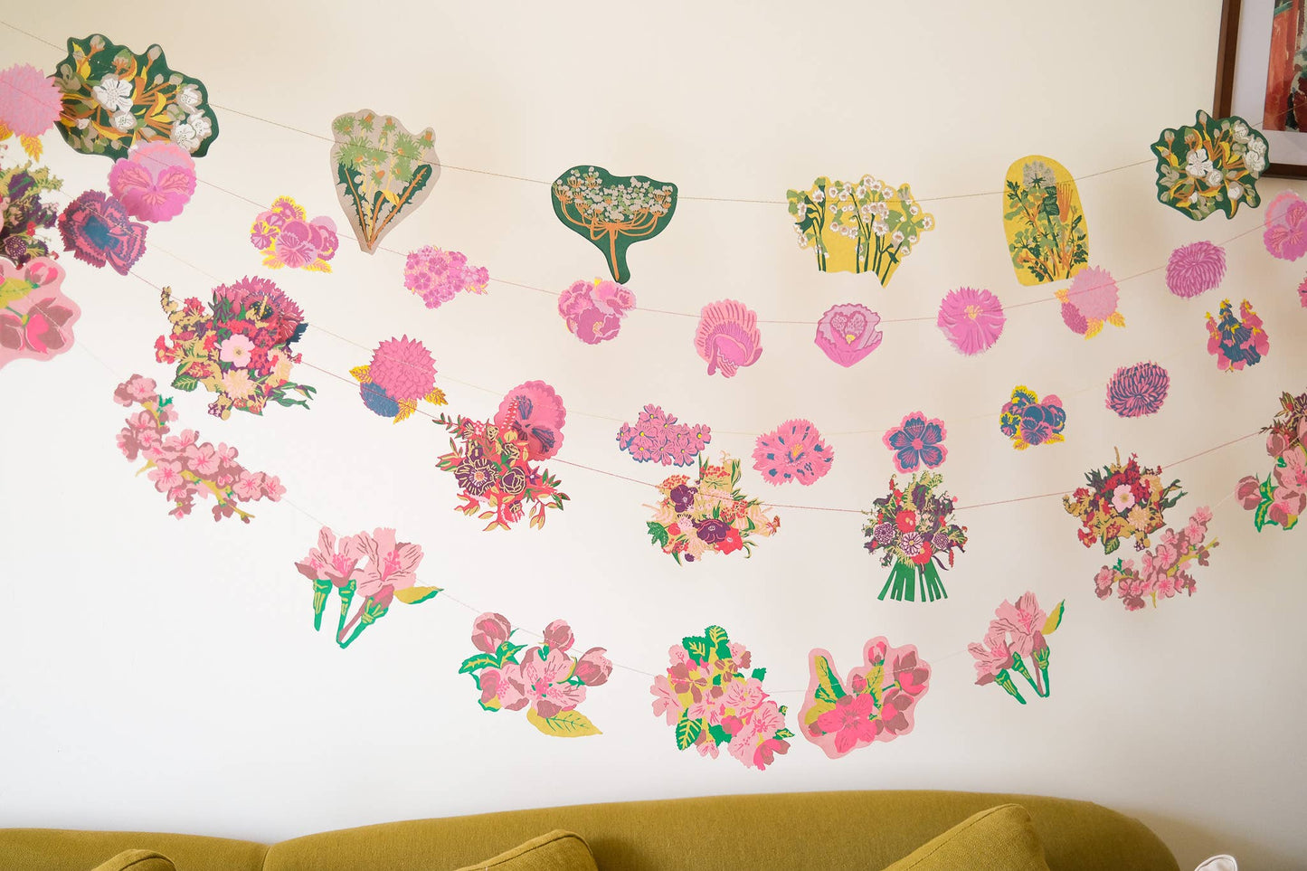 BLOSSOM SEWN GARLAND