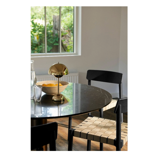 &Tradition - Flowerpot Portable Table Lamp VP9 Brass