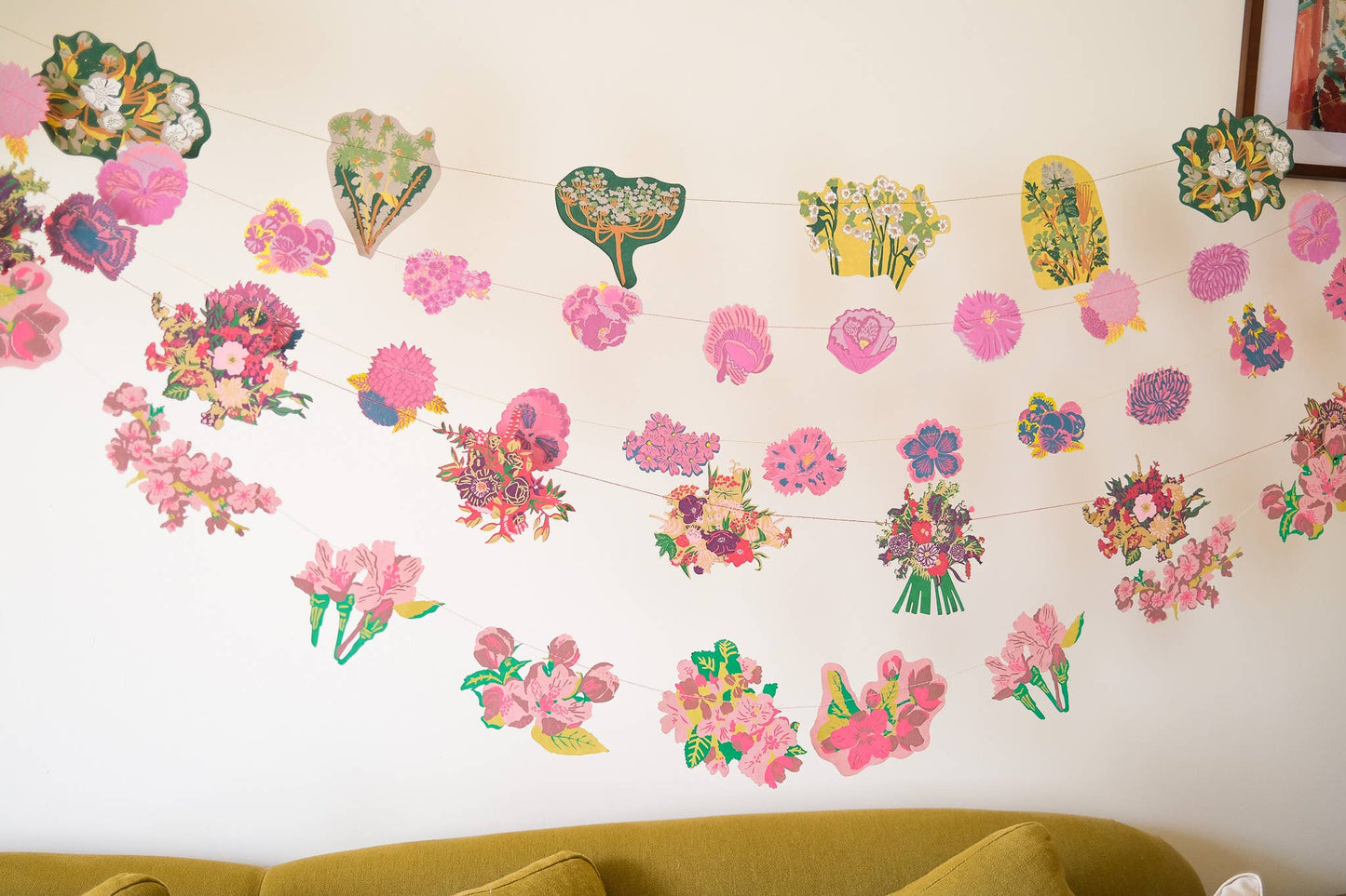 BLOSSOM SEWN GARLAND