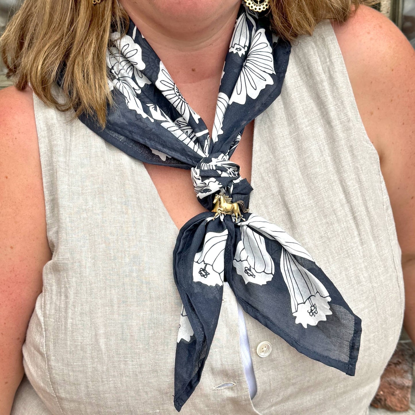 34" Wild Rag Fiona Bandana