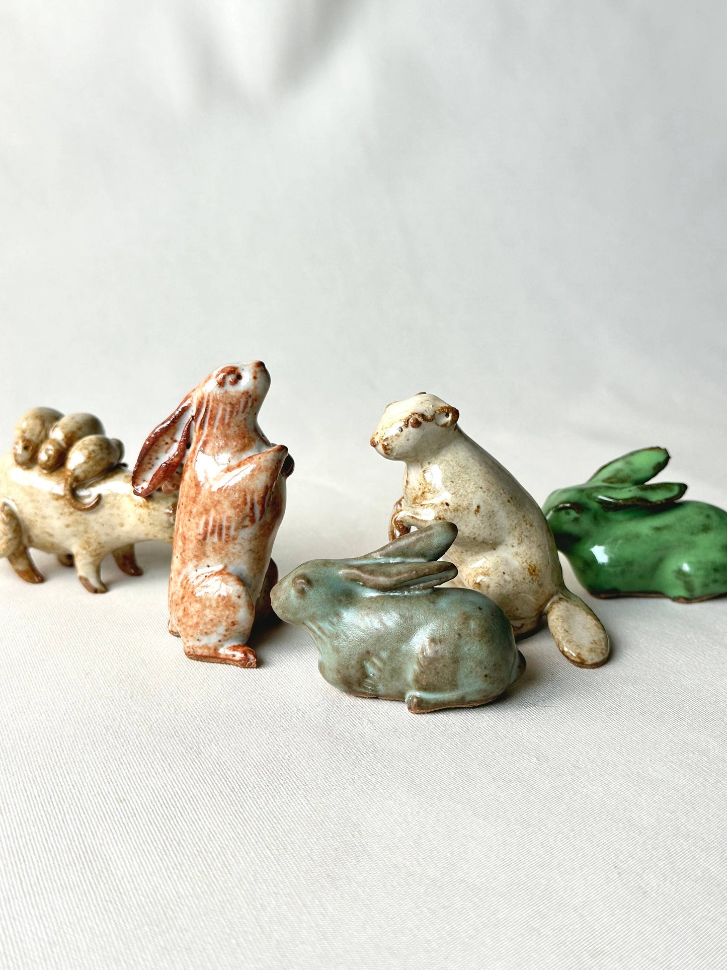 Ceramic figurine, ceramic animal, ceramic critter, tea pet