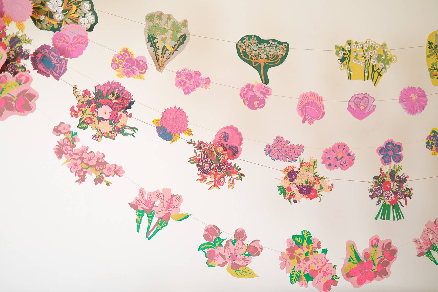 BLOSSOM SEWN GARLAND