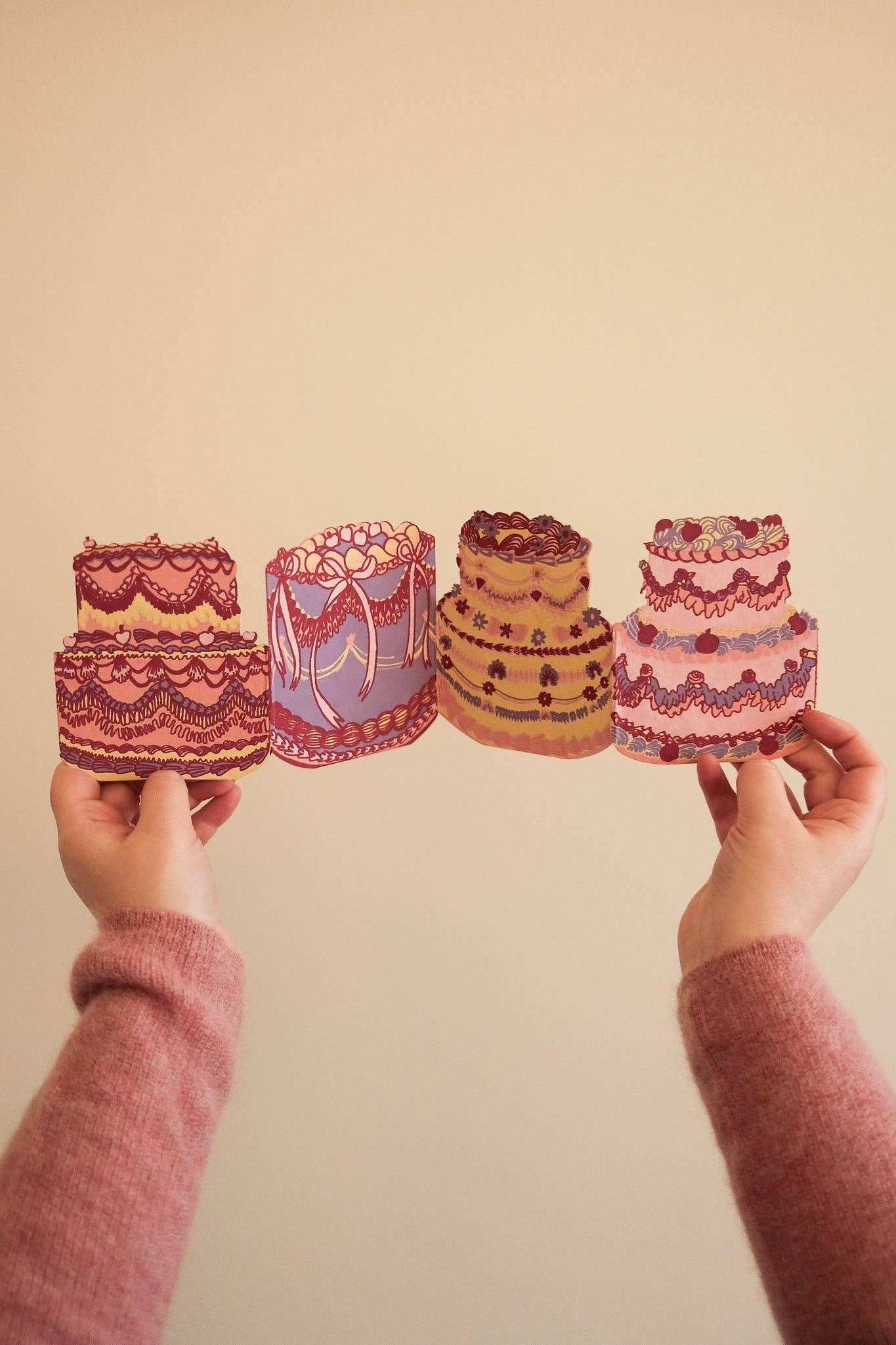 BIRTHDAY CAKE CONCERTINA GREETING CARD