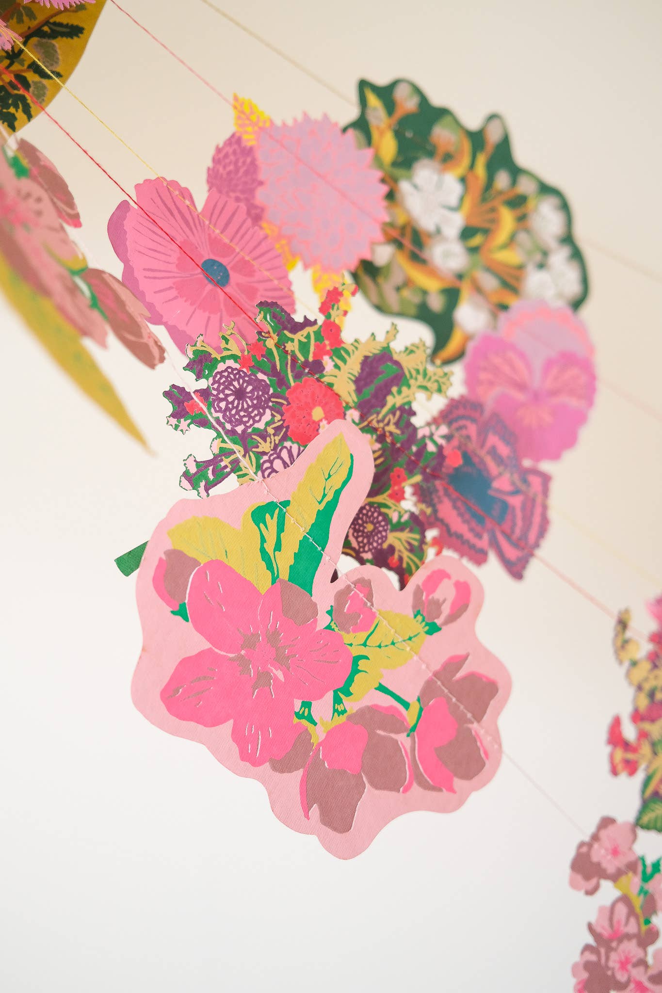 BLOSSOM SEWN GARLAND